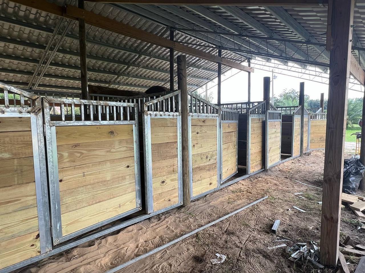 gator-stall-and-barn